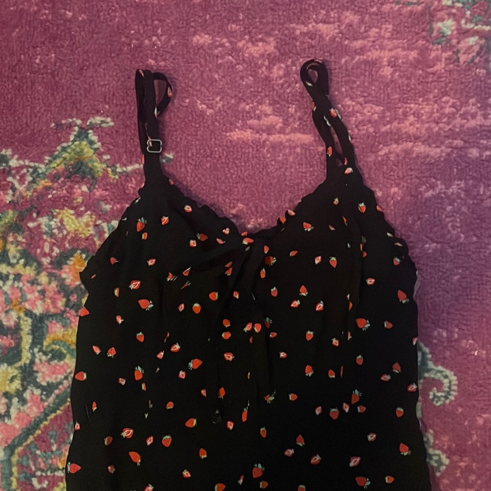 Dress - Picture 2 of 4